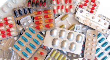 الحكومة تطلق خدمة جديدة لأدوية الأمراض المزمنة الحكومة تطلق خدمة جديدة لأدوية الأمراض المزمنة