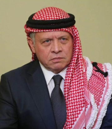 الملك يعزي العاهل الإسباني ورئيس الوزراء بضحايا حادث تصادم قطارين الملك يعزي العاهل الإسباني ورئيس الوزراء بضحايا حادث تصادم قطارين