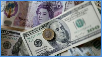 الإسترليني يسجل أعلى مستوى له أمام الدولار منذ أسابيع الإسترليني يسجل أعلى مستوى له أمام الدولار منذ أسابيع
