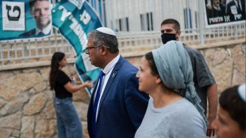 بن غفير وسموتريتش يطالبان باعتقال رؤساء الأحزاب العربية بن غفير وسموتريتش يطالبان باعتقال رؤساء الأحزاب العربية