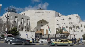 نقابة المحامين تتوقف عن الترافع أمام المحاكم الاثنين تضامنا مع أهالي الشهداء والجرحى نقابة المحامين تتوقف عن الترافع أمام المحاكم الاثنين تضامنا مع أهالي الشهداء والجرحى