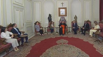 وزير السياحة يلتقي البطريرك الماروني في لبنان وزير السياحة يلتقي البطريرك الماروني في لبنان