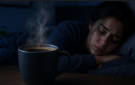 الموعد الأفضل للتوقف عن شرب القهوة لتجنب الأرق
