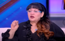 بسبب تجمعات شبابية أمام منزلها .. فنانة مصرية تستغيث بالشرطة