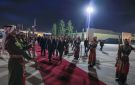 حسان يودع الزيدي في مطار مدينة عمان