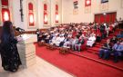 وجدانيات تعبق بالشوق والحنين في بيت الشعر