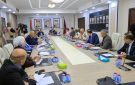 الديات: ضرورة تحقيق العدالة الوظيفية ومعالجة تحديات نظام الموارد البشرية