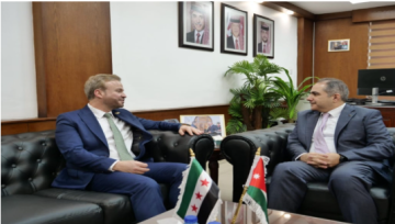 الأردن وسوريا يبحثان تعزيز الشراكات الاستثمارية والتكامل الاقتصادي الأردن وسوريا يبحثان تعزيز الشراكات الاستثمارية والتكامل الاقتصادي