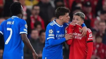 رغم إيقافه.. بريستياني يسافر مع بعثة بنفيكا إلى مدريد