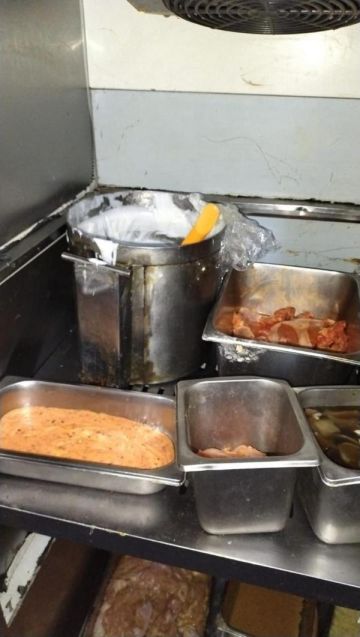 الغذاء والدواء تضبط مواد غذائية مخالفة وتغلق 7 منشآت في حملة رقابية واسعة