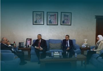 وزير التربية يبحث مع السفير اليمني تعزيز التعاون التعليمي بين البلدين وزير التربية يبحث مع السفير اليمني تعزيز التعاون التعليمي بين البلدين