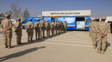 صندوق الائتمان العسكري يفتح حسابات ويوزع بطاقات الصراف للمكلفين بخدمة العلم