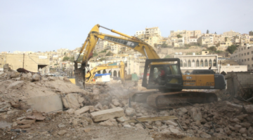أمانة عمان تبدأ أعمال هدم في شارع الطلياني ضمن مشروع تطوير أحياء عمان القديمة