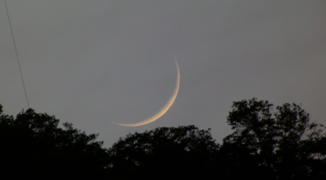  الجمعية الفلكية تحذر من النظر في التلسكوب أو المنظار للبحث عن هلال رمضان الثلاثاء