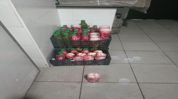 الغذاء والدواء توقف 5 منشآت وتغلق اثنتين خلال جولات رقابية ميدانية الغذاء والدواء توقف 5 منشآت وتغلق اثنتين خلال جولات رقابية ميدانية