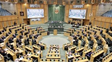 حراك نيابي واسع لتعديل مسودة الضمان وتوافقات أولية مع الحكومة حراك نيابي واسع لتعديل مسودة الضمان وتوافقات أولية مع الحكومة