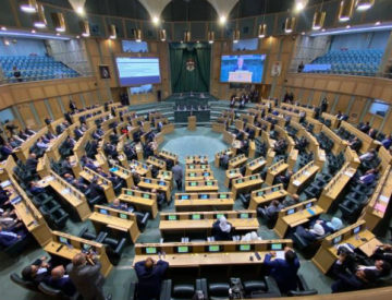 غياب 11 نائبا عن جلسة النواب لمناقشة اتفاقية تسليم الأشخاص مع إسبانيا غياب 11 نائبا عن جلسة النواب لمناقشة اتفاقية تسليم الأشخاص مع إسبانيا