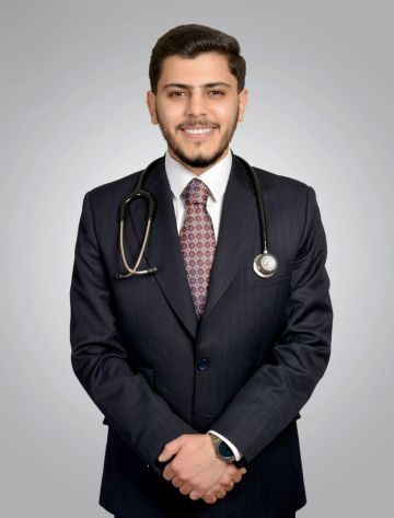 الدكتور محمد الزغول مبارك التخرج الدكتور محمد الزغول مبارك التخرج