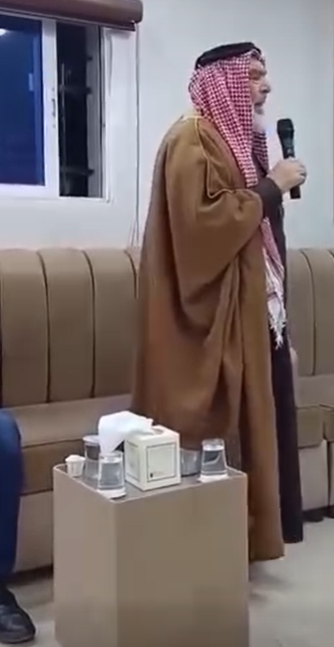 شيخ من عشيرة العتوم يرفض زيارة السفير الاميركي لبيوت العزاء في الأردن .. فيديو