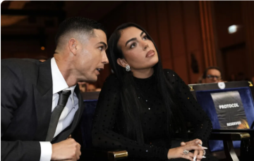 أسرار تضخم ثروة رونالدو.. عقد ذهبي مع جورجينا