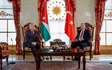 الملك واردوغان يؤكدان رفضهما القاطع سياسات الضم والتهجير.. وأية محاولات لتغيير الوضع القائم في القدس عاجل