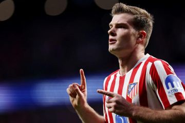 ثلاثية سورلوث تقود أتليتيكو لدور 16 بدوري أبطال أوروبا