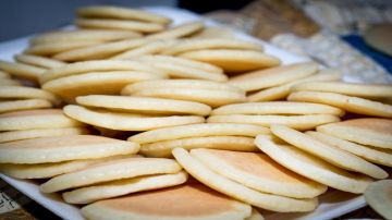 قبيل رمضان .. تحديد أسعار القطايف