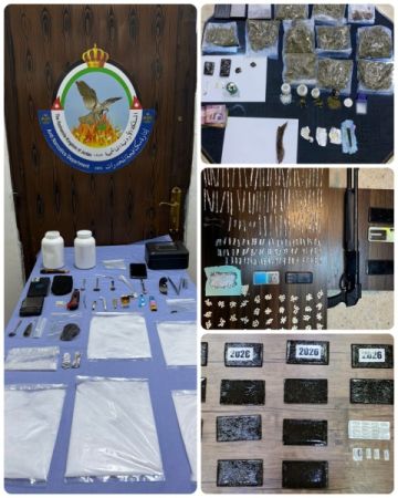 إدارة مكافحة المخدرات تلقي القبض على 35 تاجرا ومروجا للمخدرات خلال تعاملها مع 13 قضية نوعية خلال أيام إدارة مكافحة المخدرات تلقي القبض على 35 تاجرا ومروجا للمخدرات خلال تعاملها مع 13 قضية نوعية خلال أيام