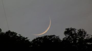 المحكمة العليا السعودية تدعو إلى تحري رؤية هلال شهر رمضان الثلاثاء