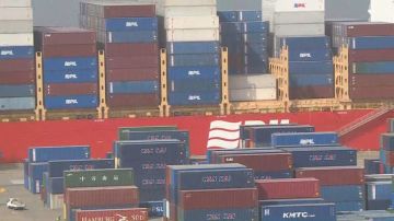 ميناء حاويات العقبة يستقبل أول سفينة تعمل بالغاز الطبيعي المسال