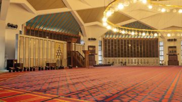 تغيير موعد إقامة صلاة الفجر في رمضان