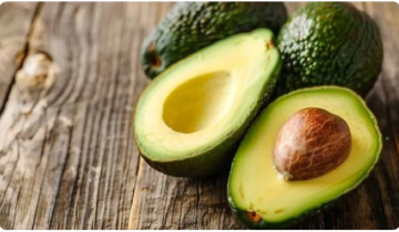 يدعم صحة الجلد والعينين .. خبراء يكشفون الفوائد الجديدة للأفوكادو