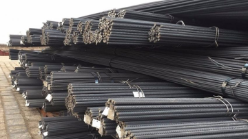 تراجع خام الحديد لليوم الثالث مع ارتفاع المخزونات في الصين وزيادة إنتاج فالي 