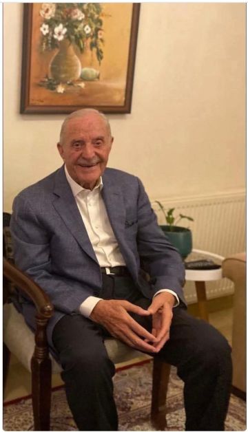 ضابط يروي قصة زيارة الراحل عبيدات إلى مفارز الجسور والتي استمرت 12 ساعة