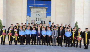 اللواء المعايطة يرعى حفل تخريج طلبة دبلوم مراكز الإصلاح والتأهيل اللواء المعايطة يرعى حفل تخريج طلبة دبلوم مراكز الإصلاح والتأهيل