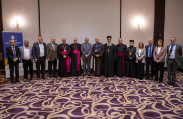 وزير السياحة والآثار يفتتح ورشة عمل متخصصة لتأهيل الأدلاء السياحيين في مجال الحج المسيحي في الأردن وزير السياحة والآثار يفتتح ورشة عمل متخصصة لتأهيل الأدلاء السياحيين في مجال الحج المسيحي في الأردن