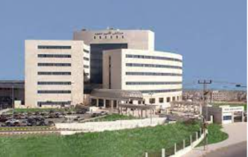 إنجاز طبي نوعي في مستشفى الأمير حمزة: إجراء عملية متقدمة لعلاج الشلل الدماغي لدى طفل