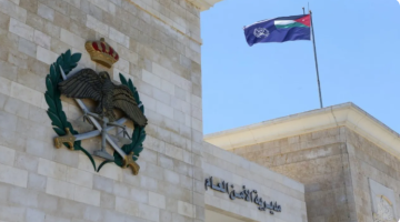 الامن يكرم 52 نزيلا نجحوا في تكميلية التوجيهي