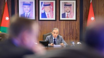 تعديلات دستورية مرتقبة قد تبقي الحكومة وتغادر البرلمان: قراءة في أداء المجلس النيابي وثقة الشارع عاجل