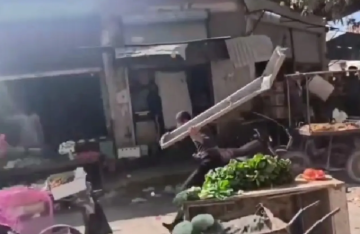 سورية.. إصابات بمشاجرة جماعية بين باعة في سوق البوكمال