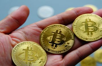 البيتكوين أقل من 80 ألف دولار للمرة الأولى منذ أبريل 2025 البيتكوين أقل من 80 ألف دولار للمرة الأولى منذ أبريل 2025