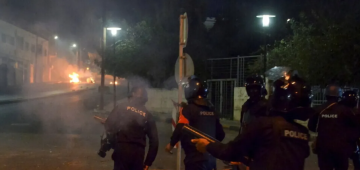 مشاجرة عنيفة.. وفاة شخص طعنا بالرقبة بالكرك وإصابة 5