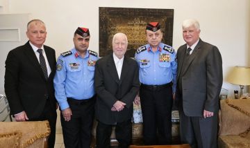 مديرية الأمن العام تكرم الرائد المتقاعد سعد الدين هاكوز