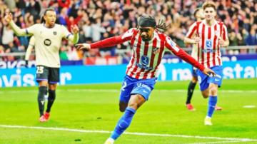 أربيلوا يرد بالسخرية على تصريحات فليك بعد خسارة برشلونة أمام أتلتيكو أربيلوا يرد بالسخرية على تصريحات فليك بعد خسارة برشلونة أمام أتلتيكو