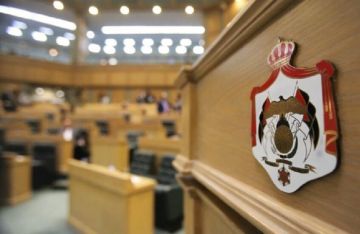 سؤال نيابي حول خسائر تعثر تحديث فندق كراون بلازا البترا المملوك للضمان