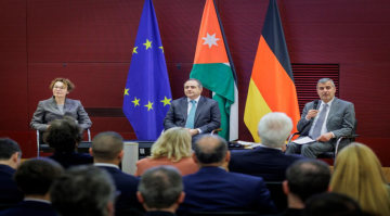 وفد وزاري أردني يزور برلين لتعزيز الاستثمارات والتحضير لمؤتمر نيسان وفد وزاري أردني يزور برلين لتعزيز الاستثمارات والتحضير لمؤتمر نيسان