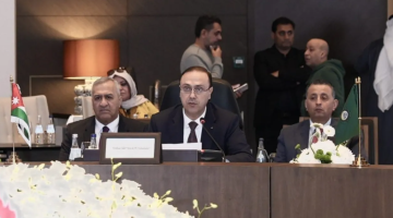 المومني: الأردن يقف إلى جانب أشقائه العرب