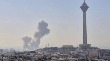 مسؤول أمريكي: قواتنا تشارك في ضربات واسعة النطاق على إيران مسؤول أمريكي: قواتنا تشارك في ضربات واسعة النطاق على إيران