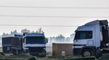  أصحاب الشاحنات الأردنية تطالب بحماية السائقين بعد اعتداء الرقة