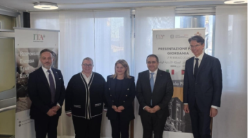 وفد وزاري أردني يبدأ زيارة عمل إلى روما لتعزيز التعاون الاستثماري مع إيطاليا